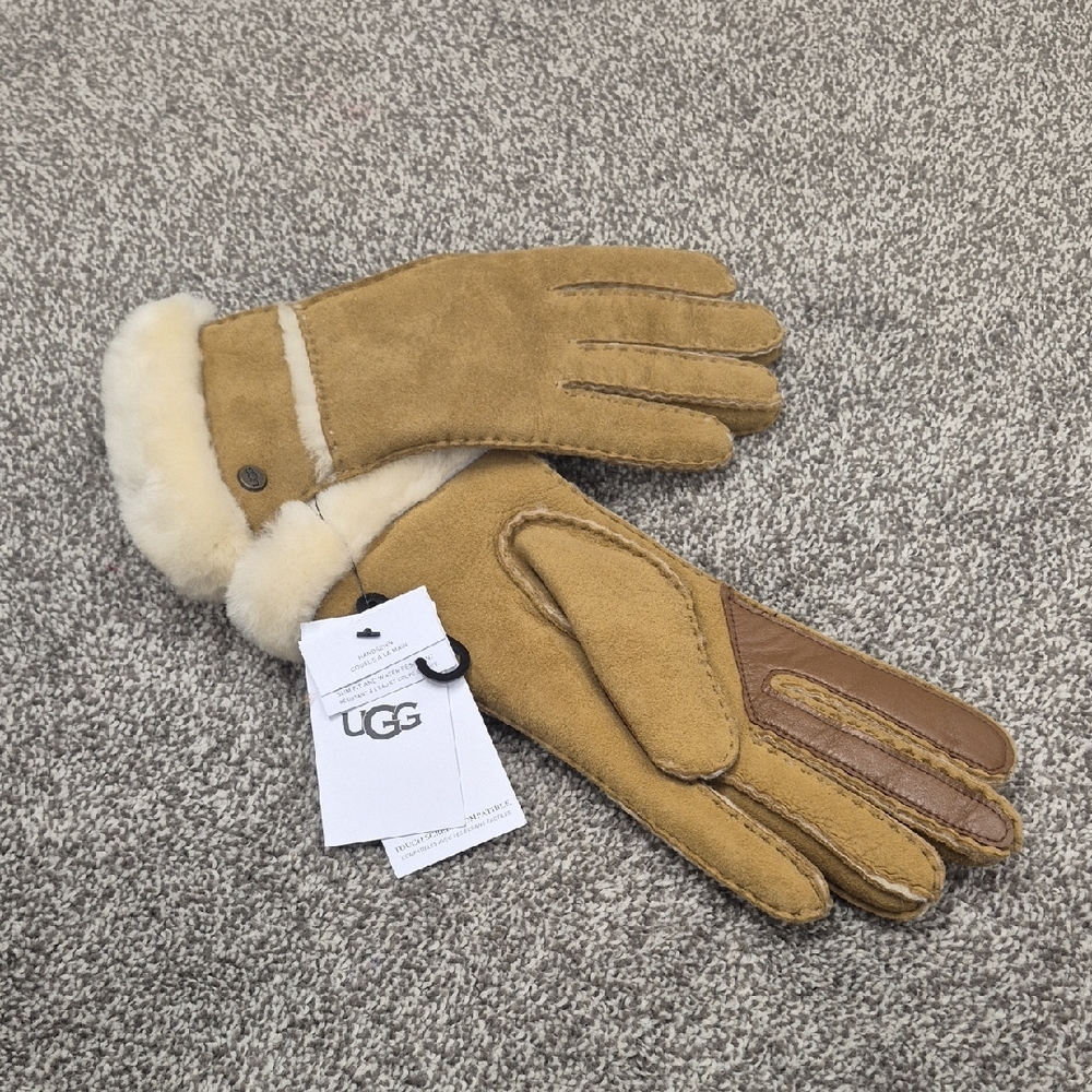 UGG Women's Brown Shearling Mittens